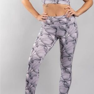 Buffbunny Limitless Leggings and Bra Set